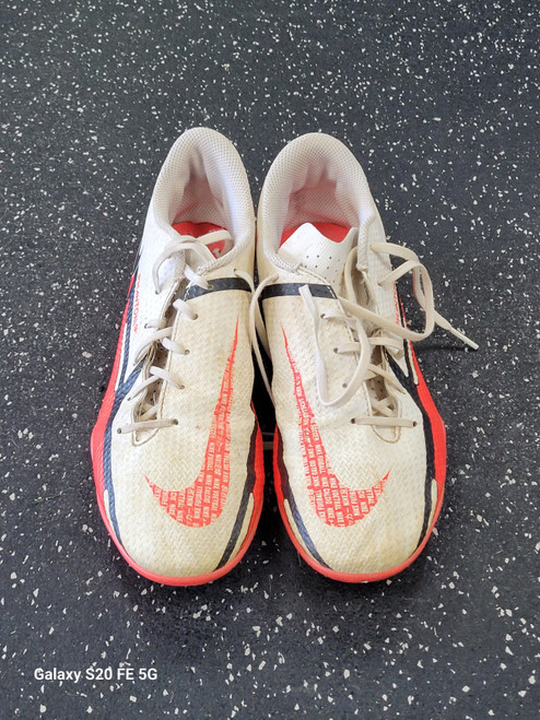 Vist Large View of Product Image Which is Used Nike PHANTOM GT2 Soccer Cleats Cardinal And White Senior 7.5