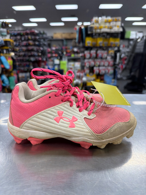 Vist Large View of Product Image Which is Used Under Armour LEADOFF BB/SB Cleats Pink Junior 02.5