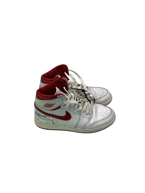 Vist Large View of Product Image Which is Used Jordan 1 RETRO METALLIC RED 2017 Basketball Shoes Y White Junior 04
