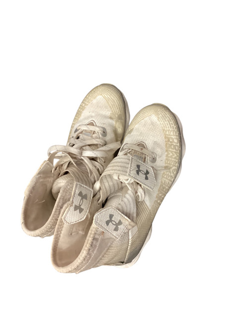 Vist Large View of Product Image Which is Used Under Armour Jr FB Cleats White Junior 01