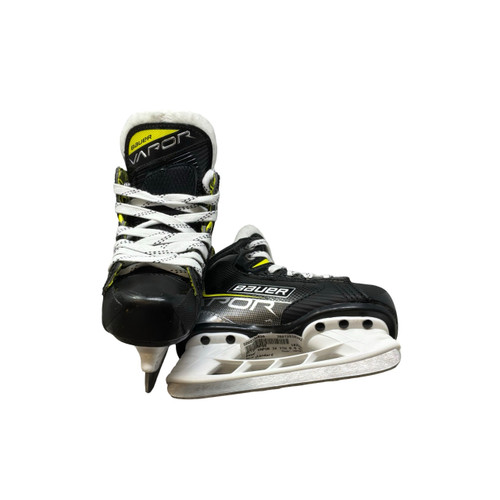 Vist Large View of Product Image Which is Used Bauer VAPOR 3X Youth Hockey Skate Youth 09.5