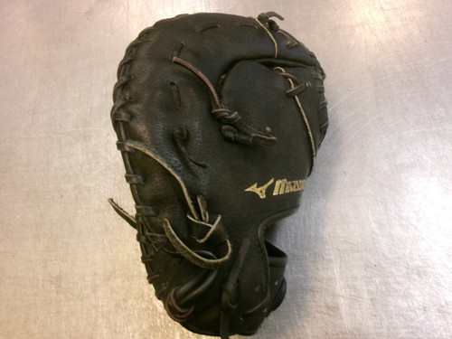 Vist Large View of Product Image Which is Used Mizuno POWER CLOSE BB/SB Catchers RH Throw Black 32"