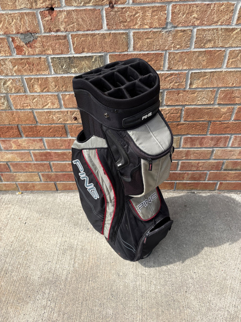Vist Large View of Product Image Which is Used Ping TRAVERSE Mens Cart Bag Black