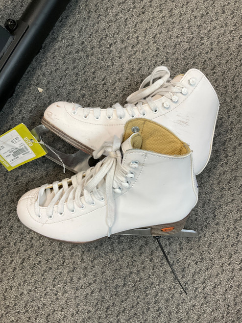 Vist Large View of Product Image Which is Used Riedell GIRLS SKATES Girls Figure Skate White Junior 06