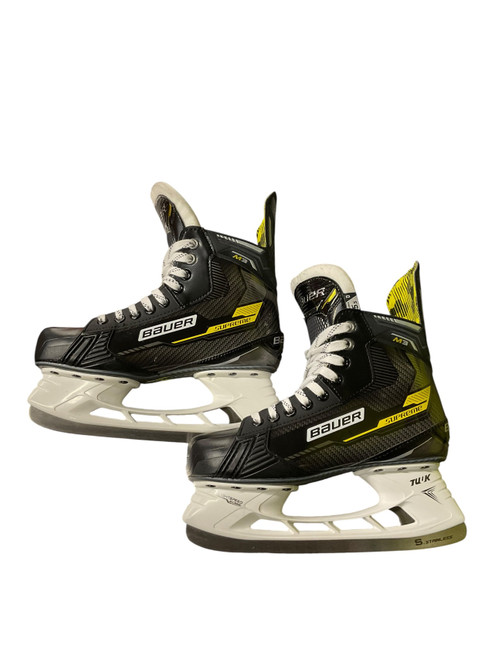 Vist Large View of Product Image Which is Used Bauer BAUER SUPREME M3 SZ 5.5 HOCKEY SKATES Senior Hockey Skate Senior 5.5