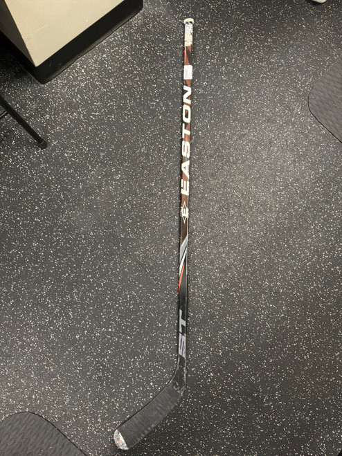 Vist Large View of Product Image Which is Used Easton ST Senior One Piece Right 75 Flex