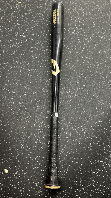 Vist Large View of Product Image Which is Used Marucci GAMER MAPLE BB/SB Wood Bat 31"