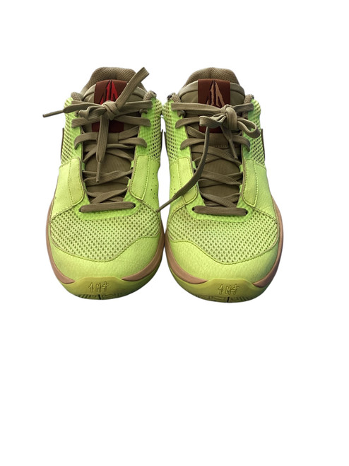 Vist Large View of Product Image Which is Used Nike Basketball Shoes M Green Senior 9