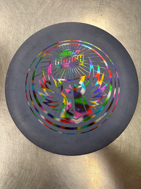 Vist Large View of Product Image Which is Used Discraft BRO-D ROACH Disc Golf Putter Grey