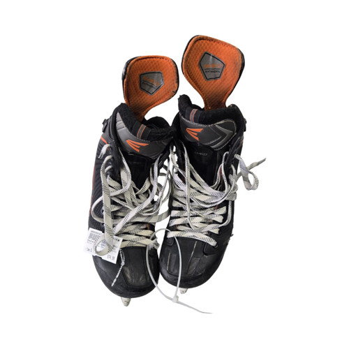 Vist Large View of Product Image Which is Used Easton MAKO SENIOR SKATES Senior Hockey Skate Senior 7.5