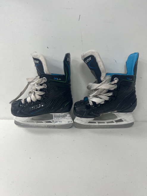Vist Large View of Product Image Which is Used Bauer X-LP Youth Hockey Skate Youth 08.0