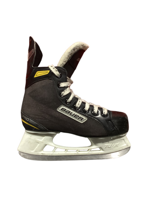 Vist Large View of Product Image Which is Used Bauer PRO Junior Hockey Skate Junior 03