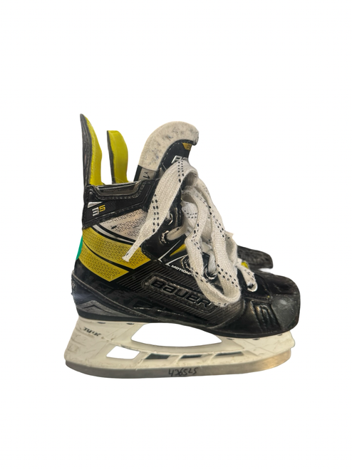Vist Large View of Product Image Which is Used Bauer SUPREME 3S Youth Hockey Skate Youth 11.0