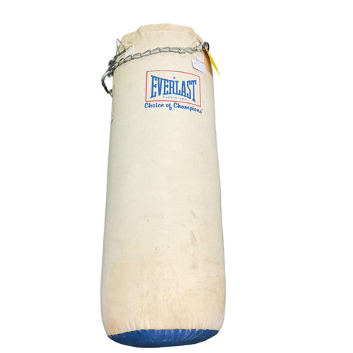 Vist Large View of Product Image Which is Used Everlast 70LB HEAVY BAG Boxing Heavy Bag White 70 lb