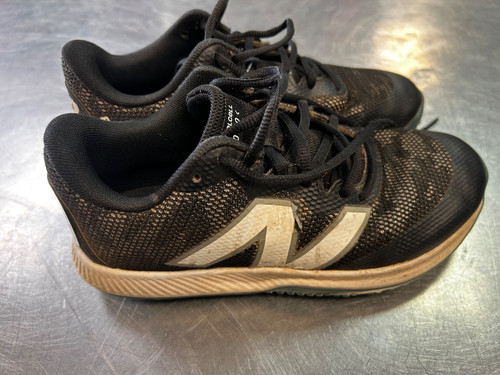 Vist Large View of Product Image Which is Used New Balance TURF BB/SB Cleats Black Junior 06