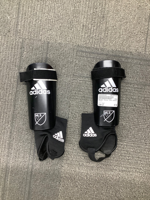Vist Large View of Product Image Which is Used Adidas Soccer Shin Guards Youth Black LG
