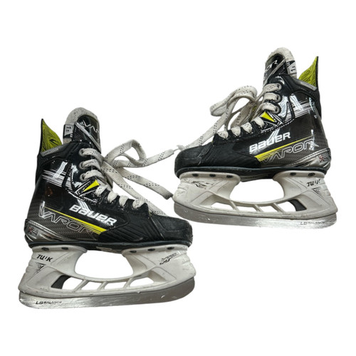 Vist Large View of Product Image Which is Used Bauer VAPOR X4 SKATES 1.5 Junior Hockey Skate Junior 01.5