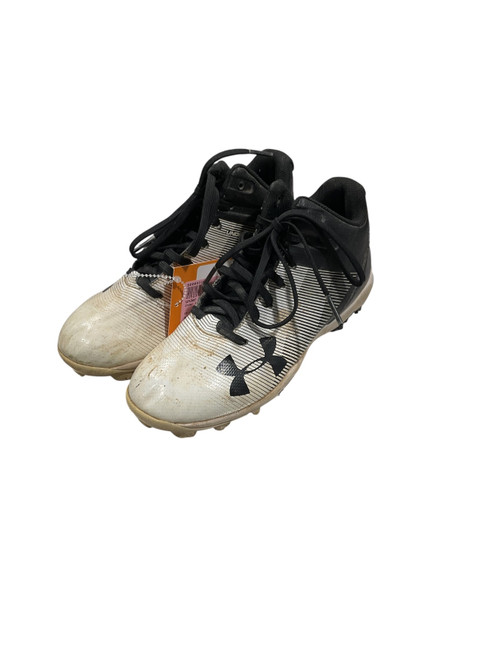 Vist Large View of Product Image Which is Used Under Armour Jr FB Cleats White Junior 01.5