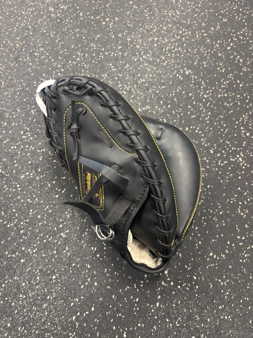 Vist Large View of Product Image Which is Used Franklin 22638 BB/SB Catchers RH Throw Black 31 1/2"