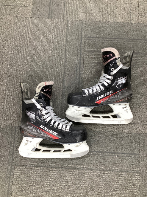 Vist Large View of Product Image Which is Used Bauer VAPOR X3 Senior Hockey Skate Senior 6