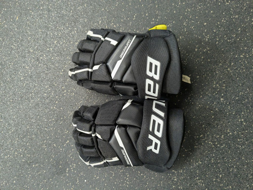 Vist Large View of Product Image Which is Used Bauer M3 Junior Gloves Black 12"