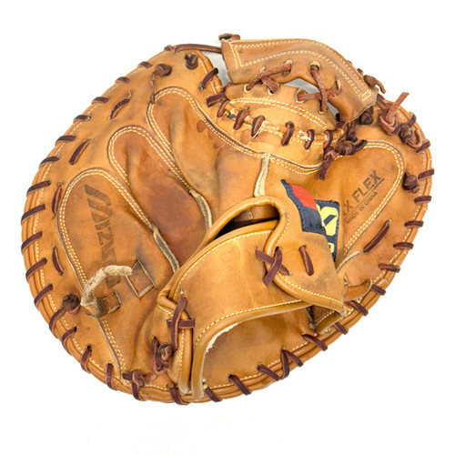 Vist Large View of Product Image Which is Used Mizuno MZ C1050 BB/SB Catchers RH Throw Brown 31 1/2"