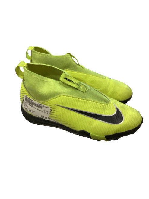 Vist Large View of Product Image Which is Used Nike Soccer Turf Shoes Optic Yellow Junior 04.5
