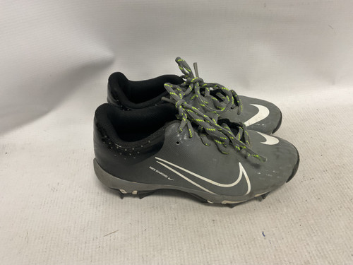 Vist Large View of Product Image Which is Used Nike DIAMOND BB/SB Cleats Grey Junior 01.5