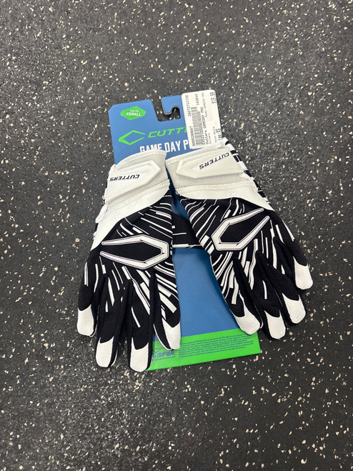 Vist Large View of Product Image Which is Used Cutters GAMEDAY PRO FB Gloves White XS