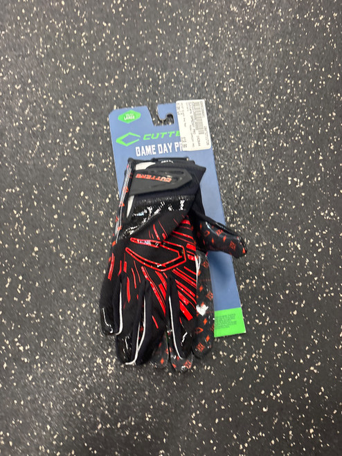 Vist Large View of Product Image Which is Used Cutters GAMEDAY PRO FB Gloves Black And Red LG