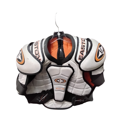 Vist Large View of Product Image Which is Used Easton SYNERGY Senior Shoulder Pads MD