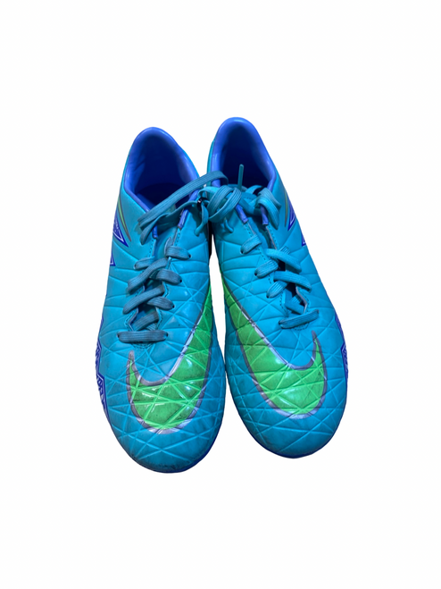 Vist Large View of Product Image Which is Used Nike Soccer Cleats None Youth 06.5