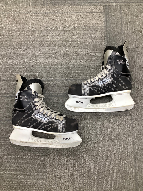 Vist Large View of Product Image Which is Used Bauer SILVER EDITION Intermediate Hockey Skate Intermediate 5.0