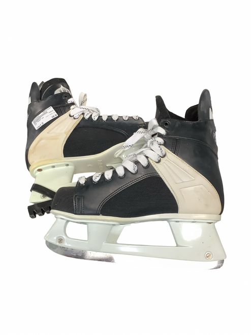 Vist Large View of Product Image Which is Used CCM TACKS 152 Senior Hockey Skate Senior 10