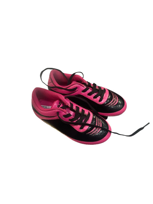 Vist Large View of Product Image Which is Used Vizari Soccer Cleats Pink Youth 09.0