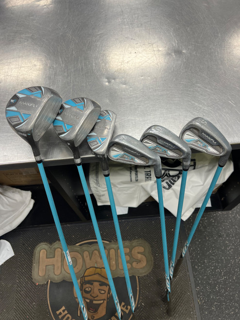 Vist Large View of Product Image Which is Used Maxfli REV3 9-12 Jr Package Set RH Carolina Blue 6 Piece