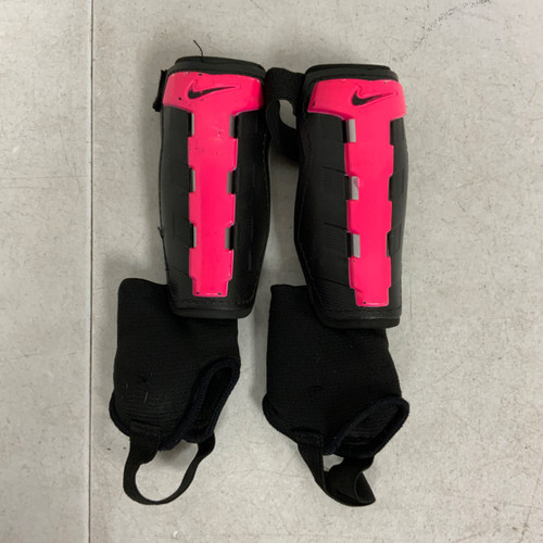 Vist Large View of Product Image Which is Used Nike Soccer Shin Guards Youth Pink SM