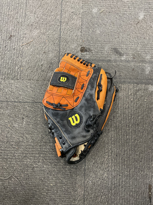 Vist Large View of Product Image Which is Used Wilson 11.5 LH THROW BB/SB Glove LH Throw Brown 12"
