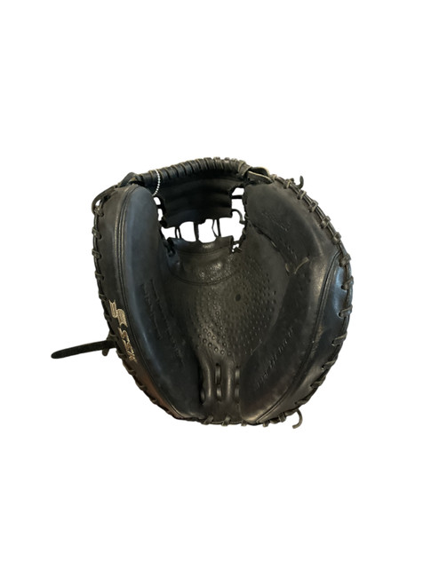 Vist Large View of Product Image Which is Used Ssk CRAFTSMAN Z5 BB/SB Catchers RH Throw Black 32 1/2"