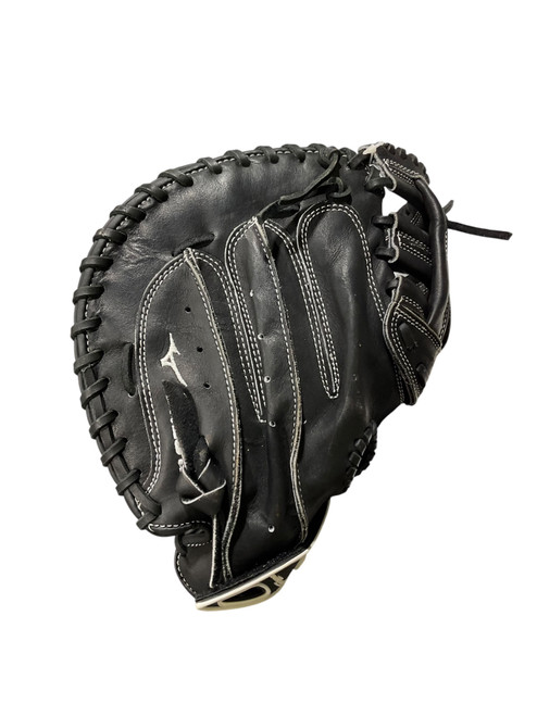 Vist Large View of Product Image Which is Used Mizuno PROSPECT SELECT BB/SB Catchers RH Throw Black 32 1/2"
