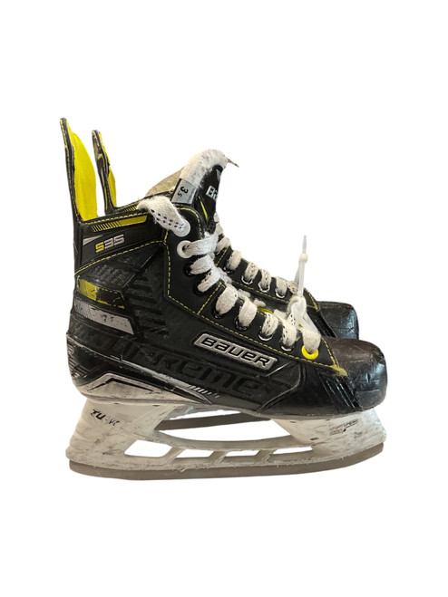 Vist Large View of Product Image Which is Used Bauer SUPREME S35 SZ 3.5 Junior Hockey Skate Black Junior 03.5