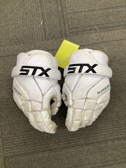 Vist Large View of Product Image Which is Used STX SURGEON 400 Lacrosse Gloves Junior White MD