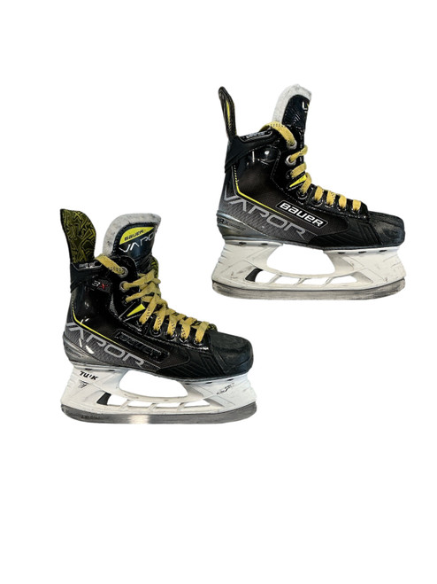 Vist Large View of Product Image Which is Used Bauer 3X Junior Hockey Skate Junior 02
