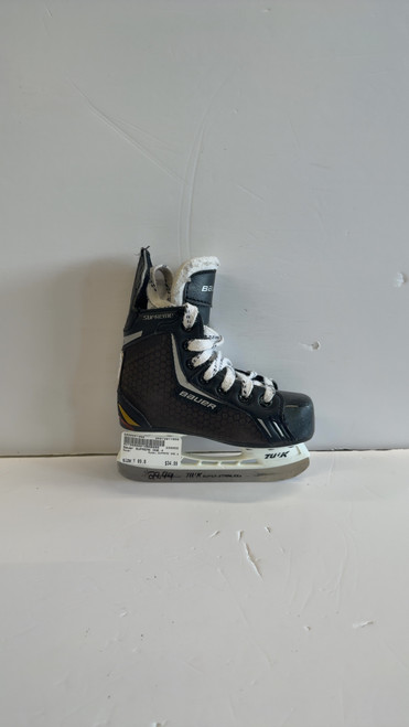 Vist Large View of Product Image Which is Used Bauer SUPREME ONE.4 Youth Hockey Skate Youth 09.0