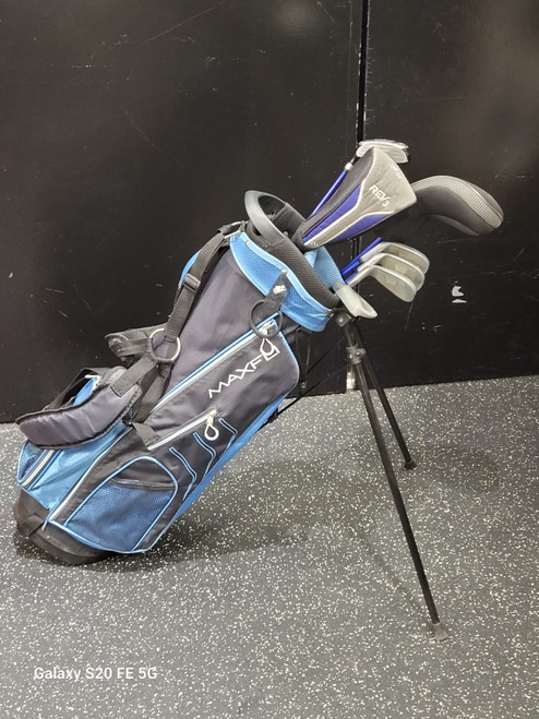 Vist Large View of Product Image Which is Used Maxfli REV 3 Jr Package Set RH Black And Navy Blue 7 Piece
