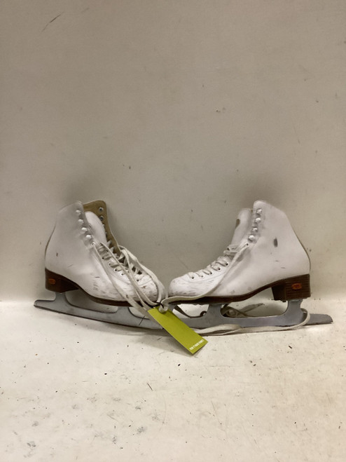 Vist Large View of Product Image Which is Used Riedell 22155 WomensFigure Skate White Senior 5