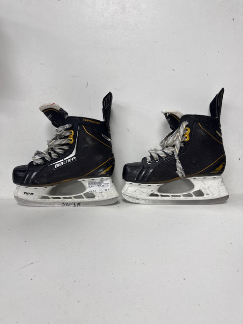 Vist Large View of Product Image Which is Used Bauer SUPREME ONE.5 Intermediate Hockey Skate Intermediate 5.5