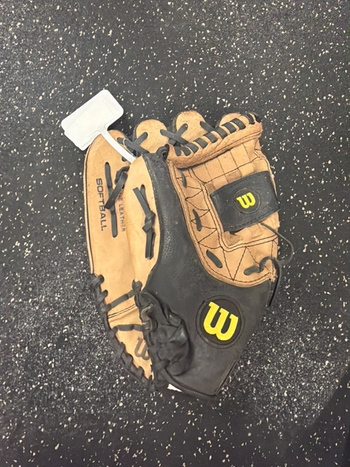 Vist Large View of Product Image Which is Used Wilson A0362 ES13 BB/SB Glove LH Throw Black 13"