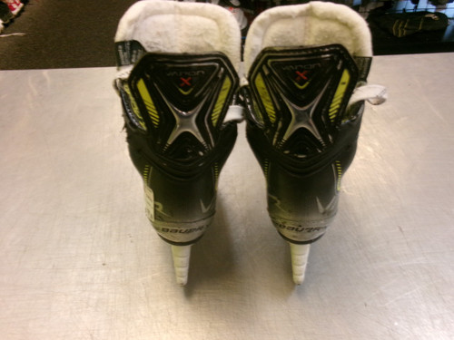 Vist Large View of Product Image Which is Used Bauer VAPOR 3X Youth Hockey Skate Youth 12.0