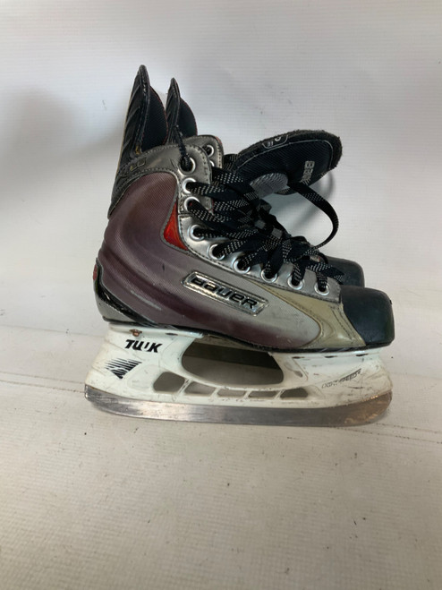 Vist Large View of Product Image Which is Used Bauer VAPOR X60 Junior Hockey Skate Junior 02.5